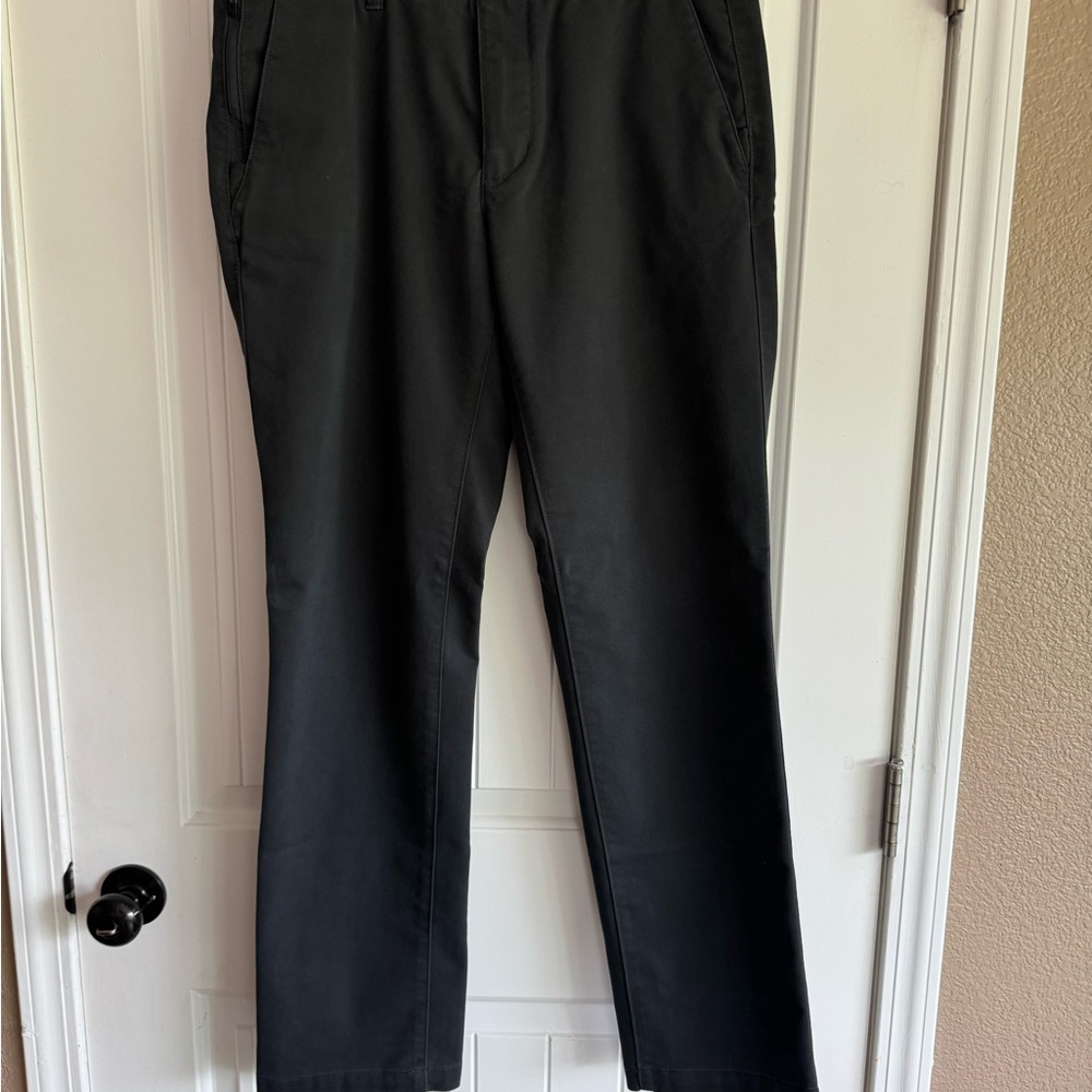 Eddie Bauer Black Chinos Classic Straight Leg